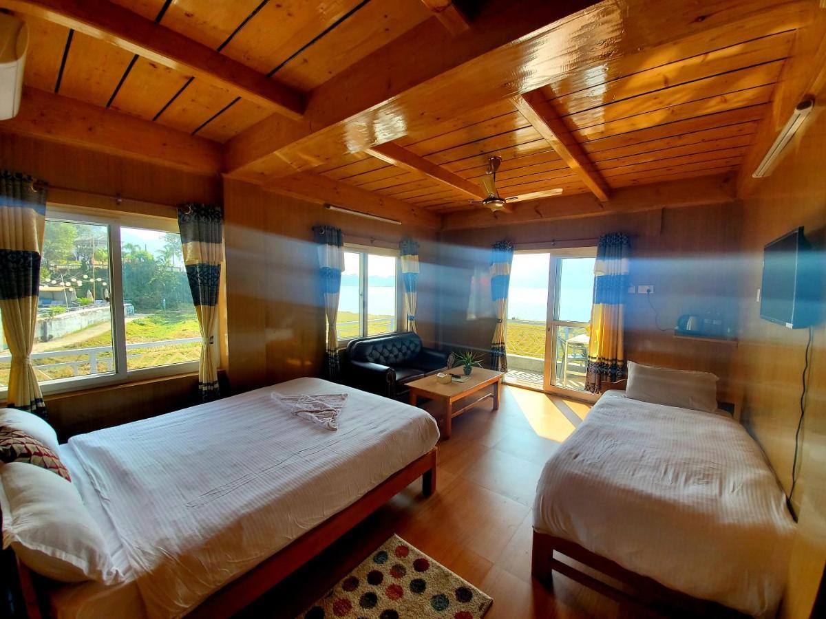 Hotel Waterside Покхара Экстерьер фото