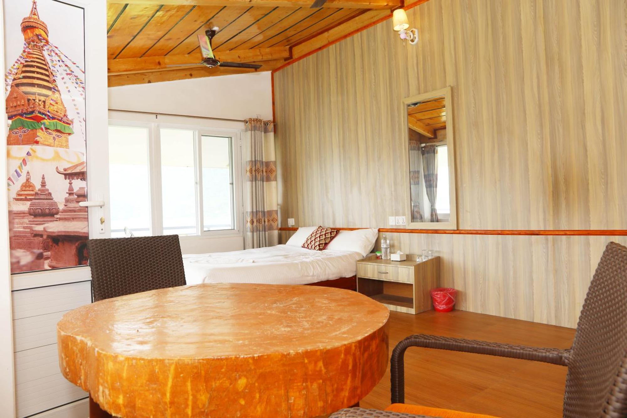 Hotel Waterside Покхара Экстерьер фото